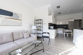 Ancient Athens Great Apt Home Office w Acropolis View