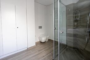 Ancient Athens Great Apt Home Office w Acropolis View