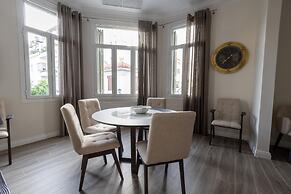 Plaka s Privileged Accommodation