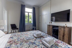 Plaka s Privileged Accommodation