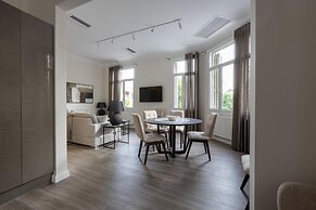 Plaka s Privileged Accommodation