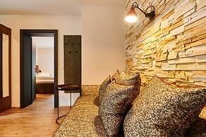 EVI Apartments - Louise