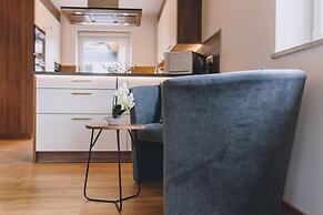 Spa Chalet - Garden Lodge