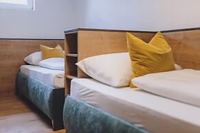 Spa Chalet - Garden Lodge