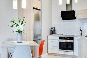 Modern Apartment Close to the Beach