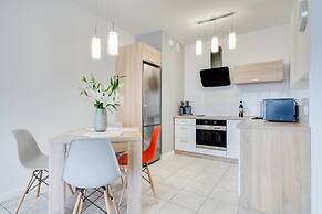 Modern Apartment Close to the Beach