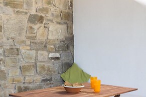 An Amazing Stone Villa-b in Serifos w Shared Pool