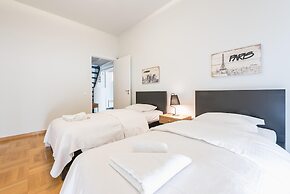 Traveler s Dream 4 Brdm Renovated Penthouse