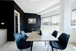 Hip And Fun in Athens Apt A