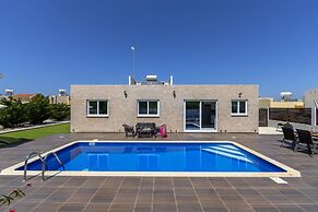 Protaras Villa Golden Dream