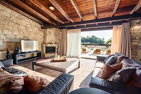 Palmrise Luxury Villas - Thea Villa