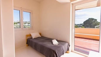 Deluxe 5 Bdrm Villa w Pool Next to the Beach