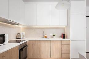 Acropolis Urban Life