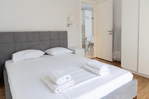 Acropolis Urban Life