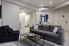 85 sqm in the Heart of Athens w Rooftop Deck