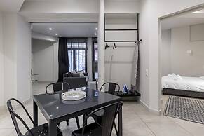 85 sqm in the Heart of Athens w Rooftop Deck