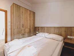 First IN Mountain Chalet C