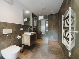 First IN Mountain Chalet C