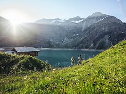 First IN Mountain Chalet C