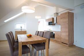 Lake View Suites Villa Julia - Penthouse Suite