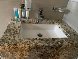 A Pristine B B Located in the Peaceful Suburb of Belvedere Harare - 20