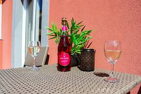 Ribeira das Casas Apt 2C by Madeira Sun Travel