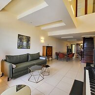 George s Poet Maisonette