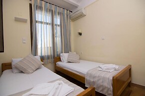 George s Poet Maisonette