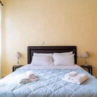 George s Poet Maisonette