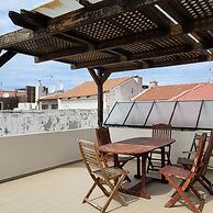 George s Poet Maisonette