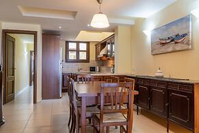 George s Poet Maisonette