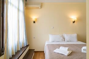 George s Poet Maisonette