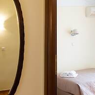 George s Poet Maisonette