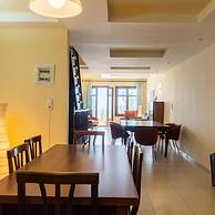 George s Poet Maisonette