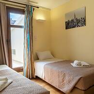 George s Poet Maisonette