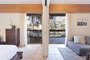 Seascape in Vouliagmeni