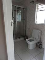 2 Bedroomed Apartment With En-suite and Kitchenette - 2070