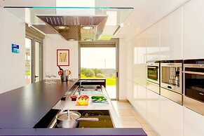 Luxury Villa Stella With Private Swimming Pool