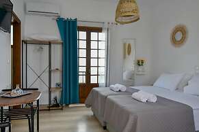 Eva Studios 9 in Agia Pelagia