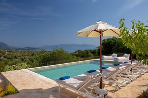 Serene Villa Meganisi - Seaview Private Pool