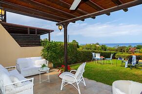 Sirina Waterfront House