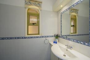 Sirina Waterfront House