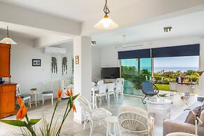 Sirina Waterfront House