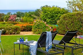 Sirina Waterfront House