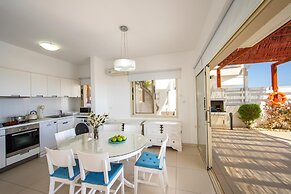 Protaras Artisan Seafront Villa 6