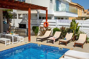Protaras Artisan Seafront Villa 6