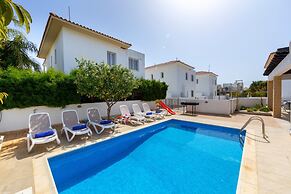 Protaras Sapphire Seaside Villa