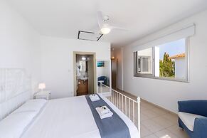 Protaras Sapphire Seaside Villa