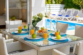 Protaras Sapphire Seaside Villa