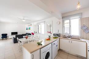 Protaras Sapphire Seaside Villa